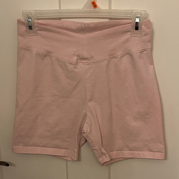 Chic Pink Kids Shorts, Youth L - Picture 1 of 4